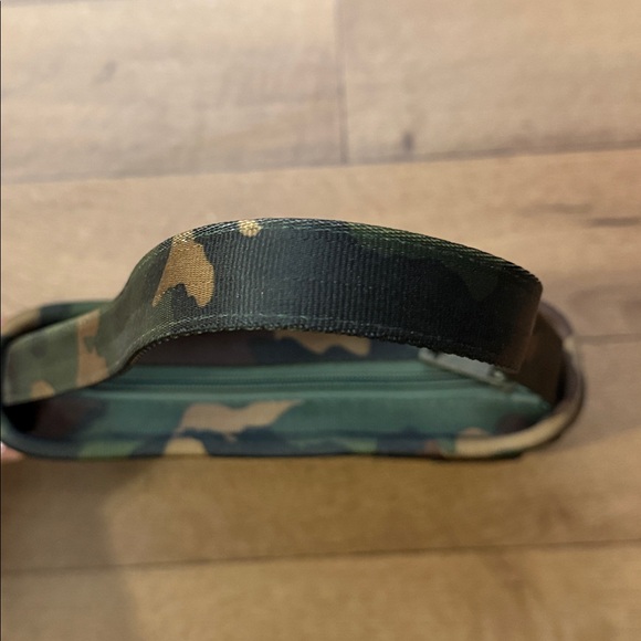 Harvey’s Seatbelt Bag Camouflage Print Shoulder Bag Army Brat Camo Originals Lux - Picture 13 of 16